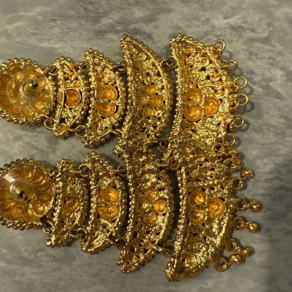 Elegant Gold Tiered Earrings - Picture 9 of 9